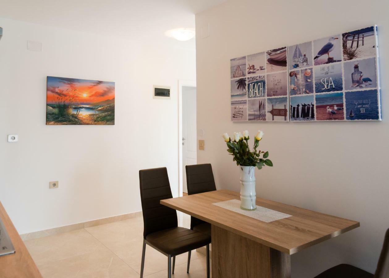 Apartments Alma Црвени-Врх Экстерьер фото